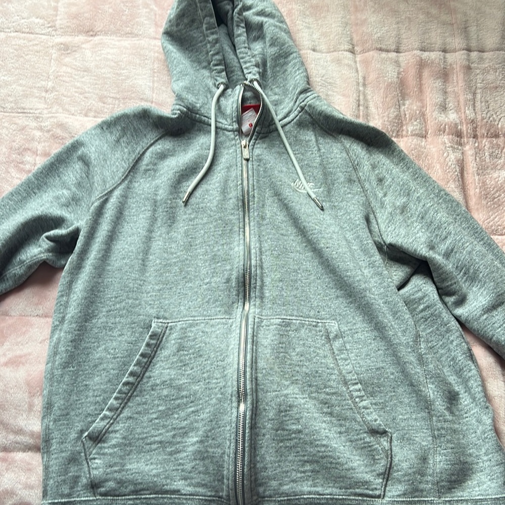 Nike Women’s Full Zip Up Hoodie